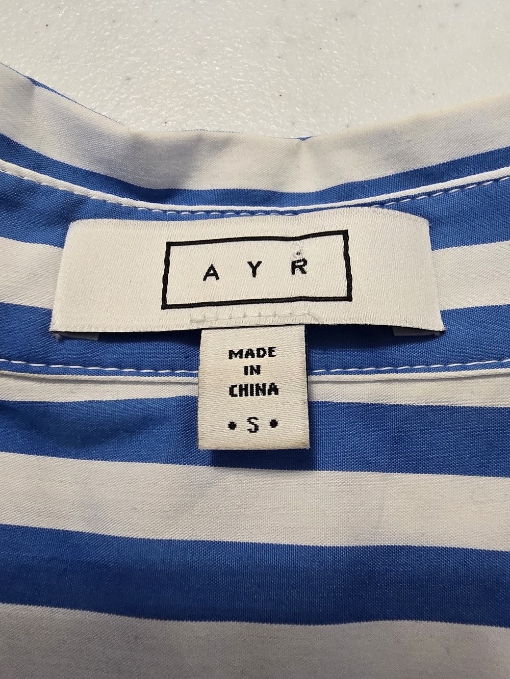 AYR Capeside Striped Puff Sleeve V-neck Popover Top Blue Stripe Women'a Small - Picture 7 of 10